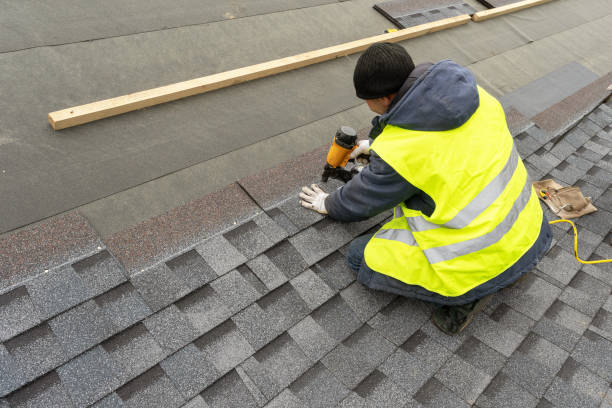 Best Residential Roofing Contractor  in St Marys, KS